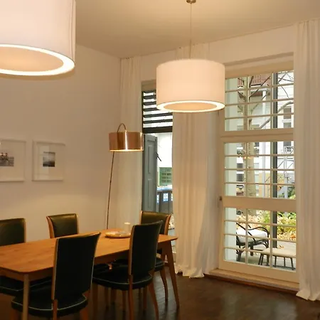 Art Deco *